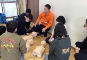 まなびにプラス